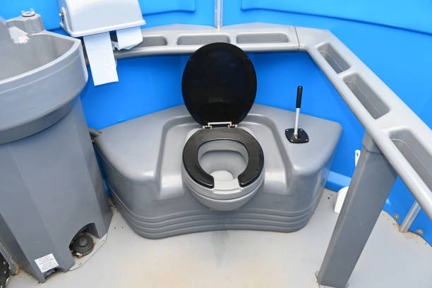 Portable Toilet Options We Offer in Medina, TX